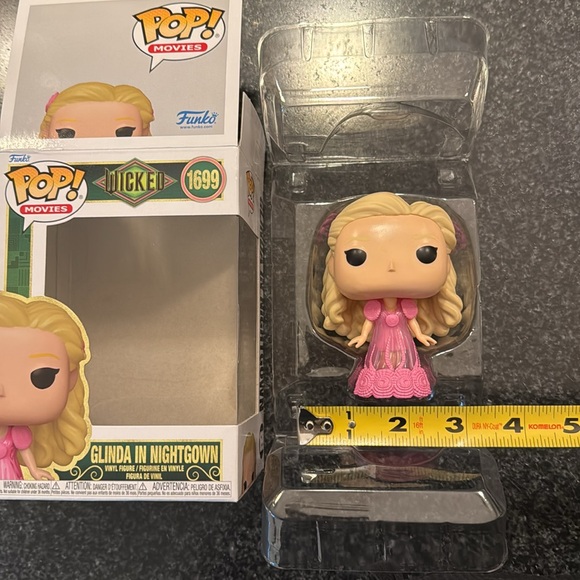 Funko Pop! Wicked Glinda in Nightgown - Picture 3 of 6